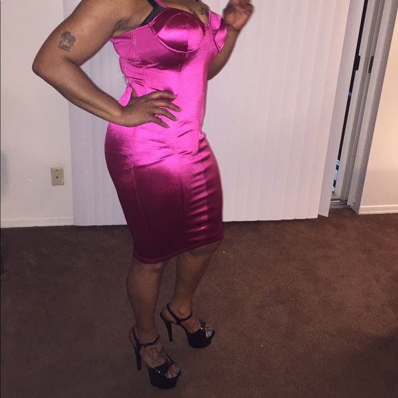 Dress - Picture 6 of 8